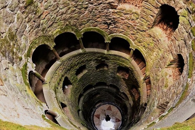 Lisbon: Sintra, Pena, Cabo da Roca Coast & Cascais Tour - Departure from Lisbon and Meeting Details