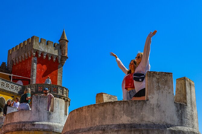 Lisbon: Sintra, Pena Palace, Nazaré & Fátima Small Group Tour - Timing, Pacing, and Flexibility