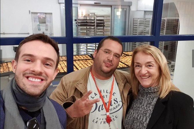 Lisbon Small-Group Sightseeing City Tour with Transportation - Landmark Highlights and Photo Opportunities