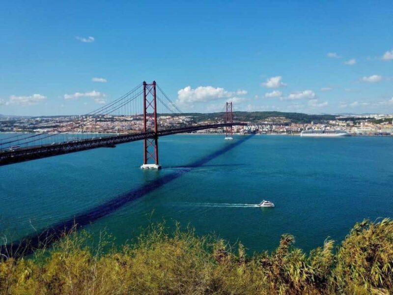 Lisbon South Bay: eBike Tour Overlooking Lisbon - Iconic Landmarks and Cultural Spots Along the Route