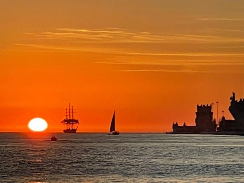 Lisbon Speedboat Sunset with Monuments Sightseeing - The Route and Highlights in Detail