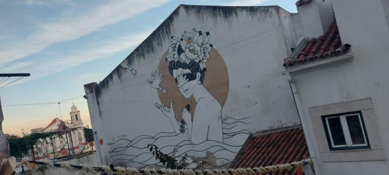 Lisbon Street Art Lovers Walk - Key Points
