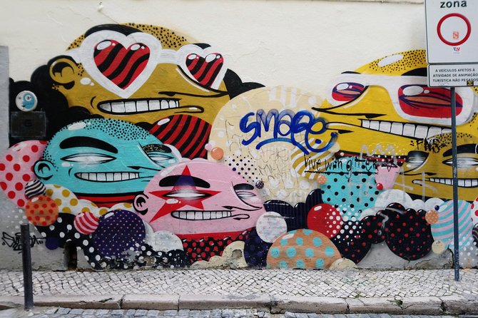 Lisbon Street Art Walk - Key Points