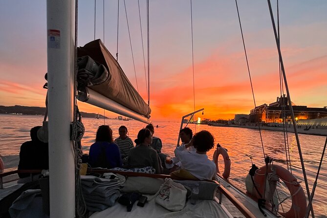 Lisbon Sunset Boat Cruise Tour With Drinks Included - Value and Booking Convenience