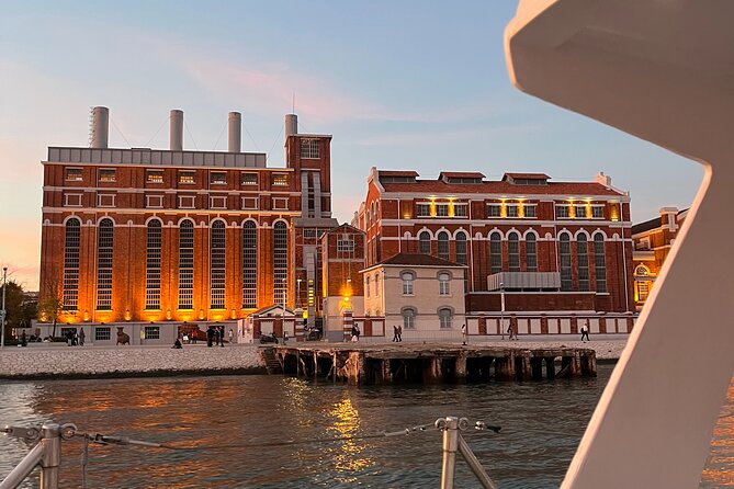 Lisbon Sunset Boat Cruise Tour With Drinks Included - Who Will Enjoy This Tour the Most