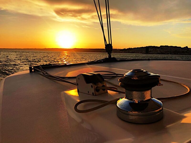 Lisbon: Sunset Catamaran Cruise, Music and Open Bar - What Makes This Cruise Stand Out?