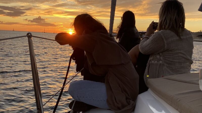 Lisbon: Sunset Cruise with Drinks - Enjoying the Sunset on the Return Leg