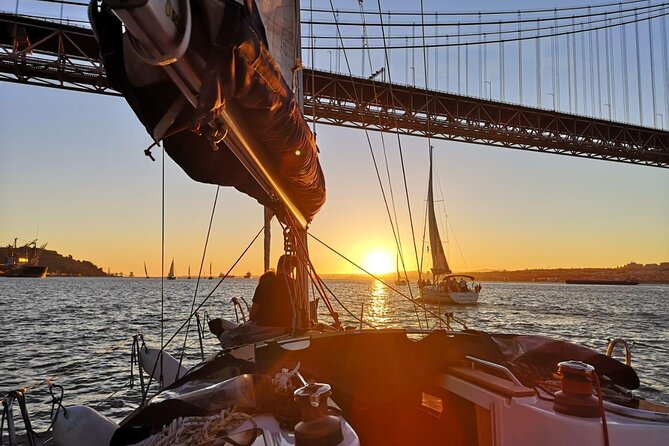 Lisbon Sunset Sailing Experience with Drinks - The Crew and Onboard Experience: Knowledgeable and Friendly Guides