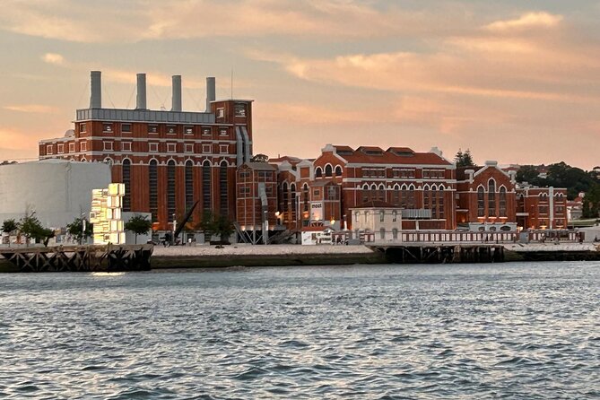 Lisbon: Sunset Sailing with Local Wine & Stunning Views - Who Should Choose This Sunset Sailing Tour