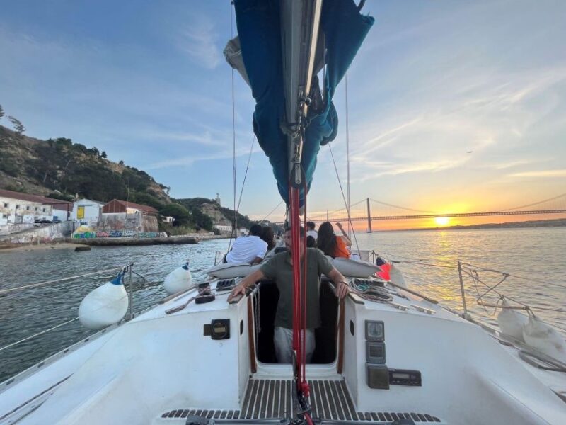 Lisbon Sunset Sensations 2h Cruise - The Experience of Sailing with a Professional Crew