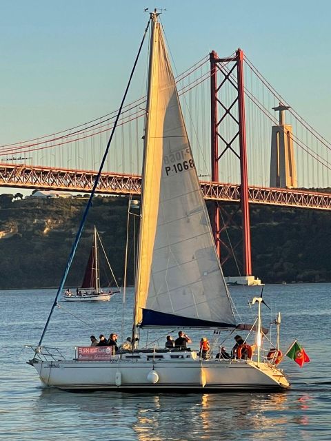 Lisbon Sunset Sensations 2h Cruise - What’s Included: Snacks, Wine, and a Friendly Atmosphere