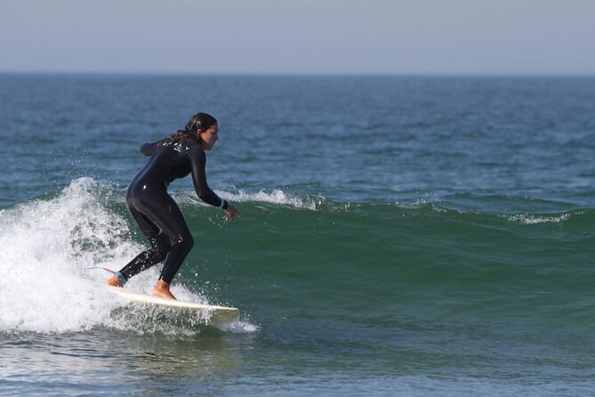 Lisbon Surf Guide - surf class & pick up - Key Points