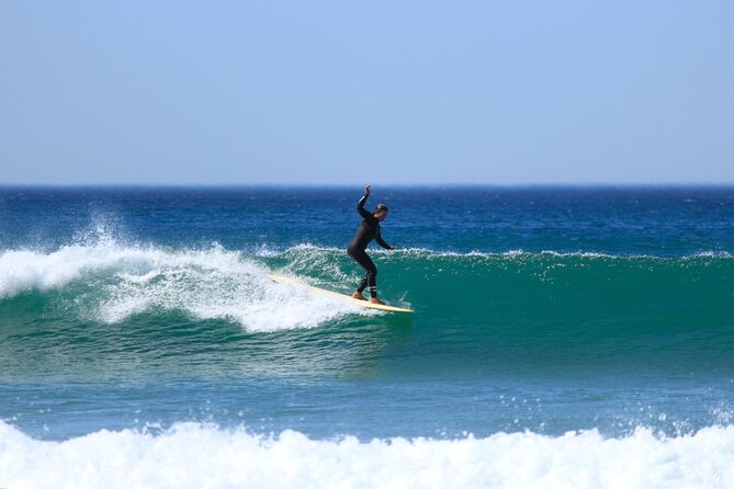 Lisbon Surf Guide - surf class & pick up - Equipment and Wetsuits Provided on Site