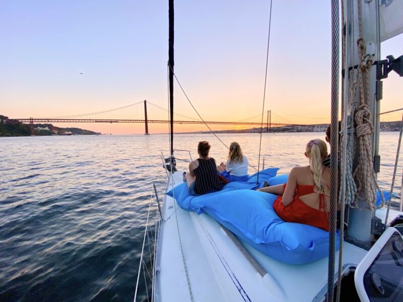 Lisbon: Tagus River Sunset Cruise with Drinks - The Drinks and Atmosphere on Board