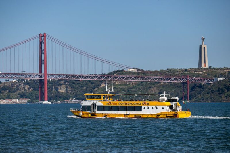 Lisbon: Tagus River Yellow Boat Cruise - Starting Point at Terreiro do Paço