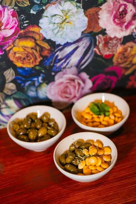 Lisbon: Tasting Food Menu Experience - From the Meeting Point to the Warm Atmosphere of Taverna das Marias