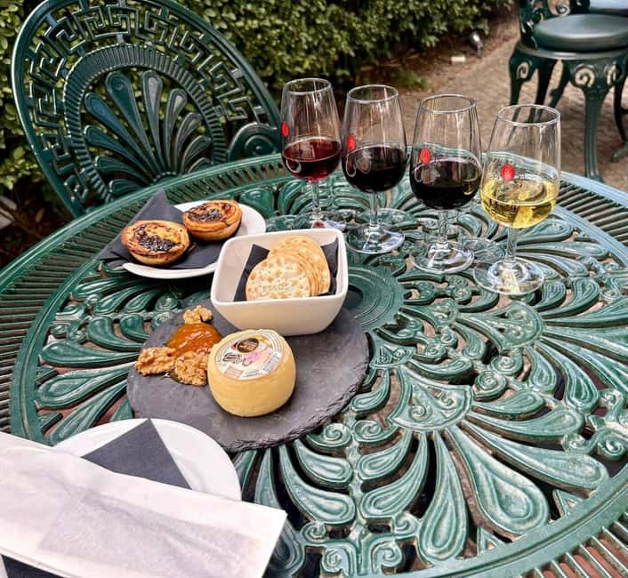 Lisbon: Tasting of two Port wines and Pastel de Nata - Sample the Portuguese Classic: Pastel de Nata