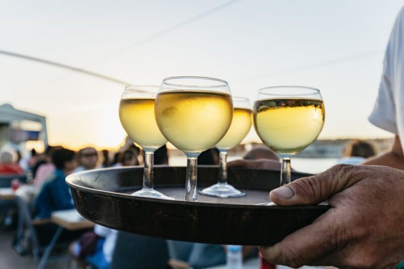 Lisbon: Tejo River Sunset Cruise with Welcome Drink - Practical Details: Meeting Point and Accessibility