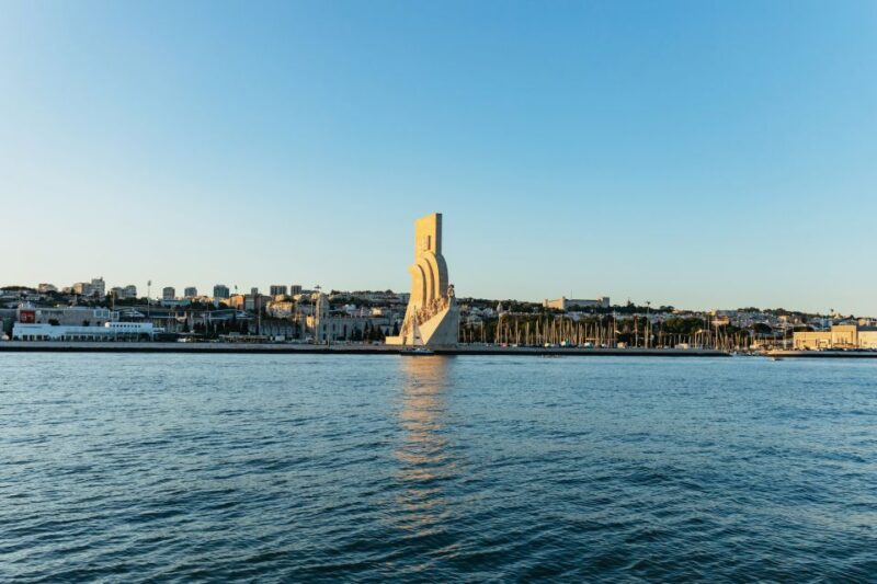 Lisbon: Tejo River Sunset Cruise with Welcome Drink - Why This Tour Offers Great Value for Money