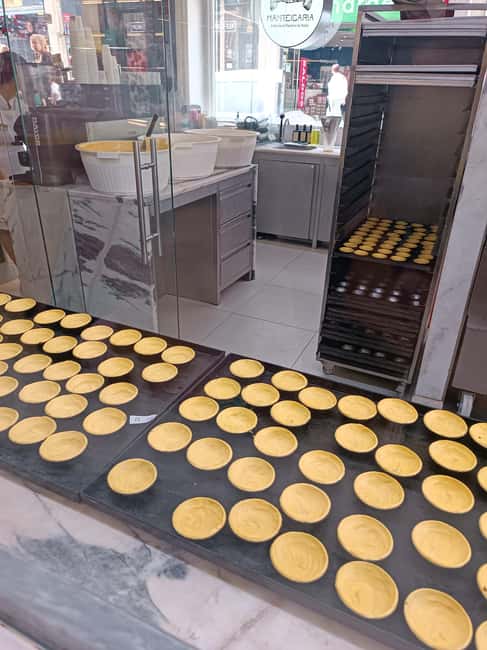 Lisbon: The Ultimate Food Tour with a Local - Praça Luís de Camões and Street Food Delights