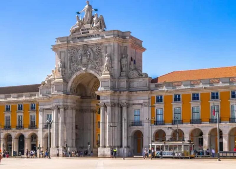 Lisbon Through the Eyes of a Local - Food and Walking Tour - Exploring Lisbon Through a Locals Eyes