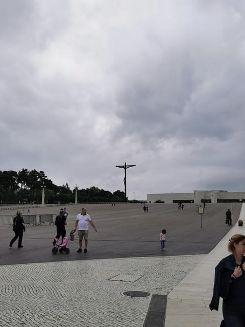 Lisbon to Fatima Nazaré and Óbidos Private Full Day Tour - What Sets This Tour Apart