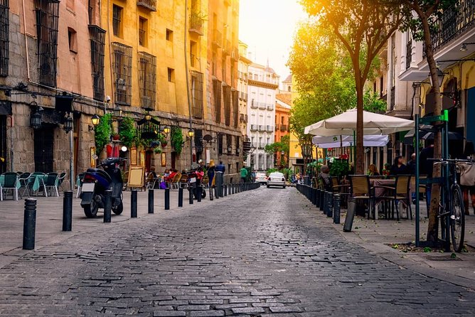 Lisbon to Madrid up to 3 stops: Evora, Merida and Toledo - Comfortable and Flexible Transportation with Modern Amenities