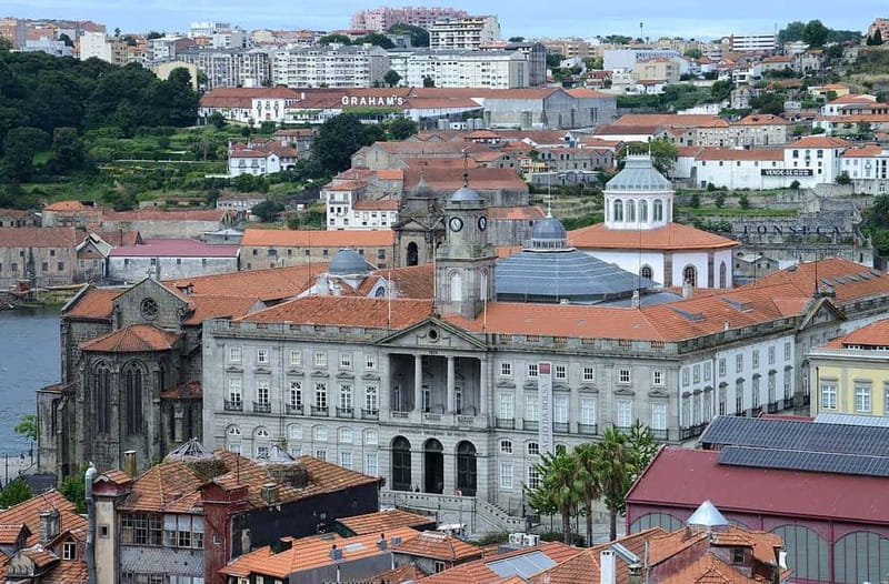 Lisbon to Porto // Porto to Lisbon; & Fátima Shrine pass by - A Memorable Way to Travel: Why Choose This Tour