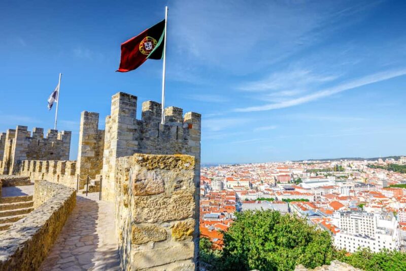 Lisbon Tour: Cristo Rei, Belem, São Jorge Castle, 360°View. - Luxury Transportation and Customizable Pickup Locations