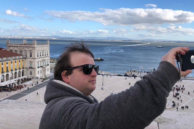 Lisbon Tour - Pração do Comércio: A Seaside Landmark