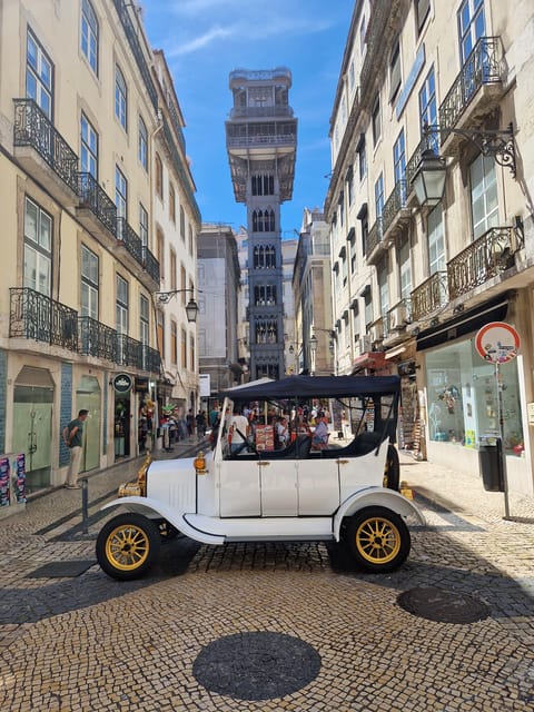 Lisbon: Tuk Tuk 2H Tour Lisbon with a Old Timer - Discover Lisbon’s Historic Center in a Vintage Vehicle