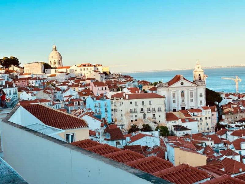 Lisbon Tuk Tuk Tour 1 Hour 30 Min - Key Points