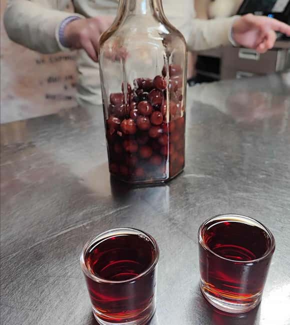 Lisbon: Tuk-Tuk Tour - Visiting Belém’s Iconic Monuments and Tasting Delicacies