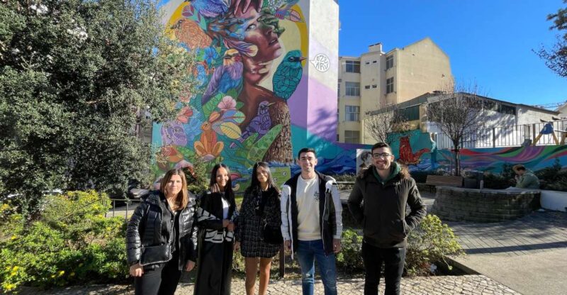 Lisbon: Tuk Tuk with hotel pick up and the best of old city - Discover Lisbon’s Key Landmarks and Hidden Corners