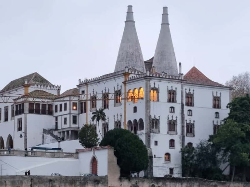 Lisbon viewpoints, archaeological Roman amphitheater & Belém - Scenic Stop at Lisbon’s Highest Hill for Views