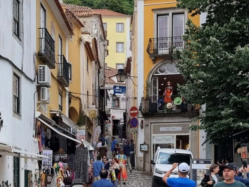 Lisbon viewpoints, archaeological Roman amphitheater & Belém - Belém District and the Jerónimos Monastery