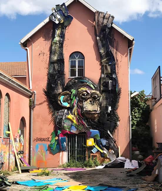 Lisbon VoltaMuro: A Tour of Mural Art, Urban Design, and Rooftop Views - From Murals to Modern Architecture: The Route’s Unique Highlights