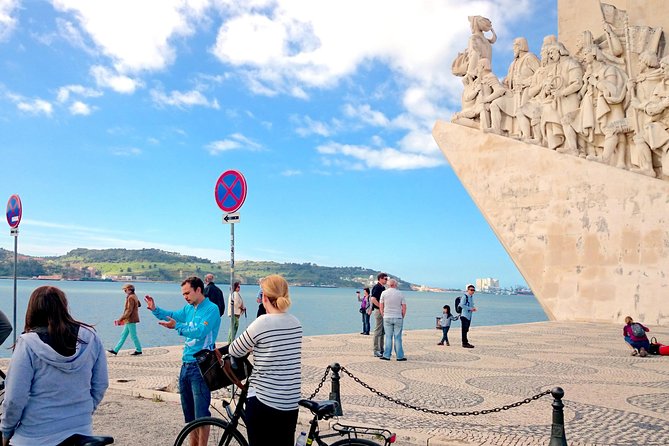 Lisbon Waterfront Bike Tour - Small Groups - Guided Commentary and Local Insights