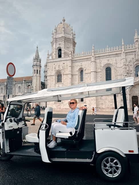 Lisbon with Tukxi: Private Belém Tuk-Tuk Tour - Visiting the Monument to the Discoveries