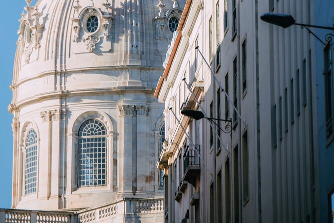 Lisbon's 7 Hills on Tuk-Tuk - Marvel at Miradouro Sao Pedro de Alcantara and the Gardens