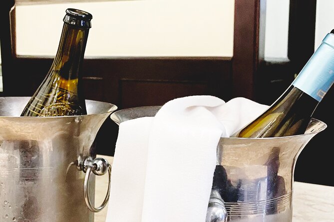 Lisbon's authentic Food and Wine tour with a Winemaker - Discovering the Old City: Arco de Jesus and Rua da Alfandega