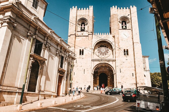 Lisbon's Old Town Private Tuk Tuk Tour (1 Hour and 30 Minutes) - Architectural Marvels and Historic Churches Along the Route