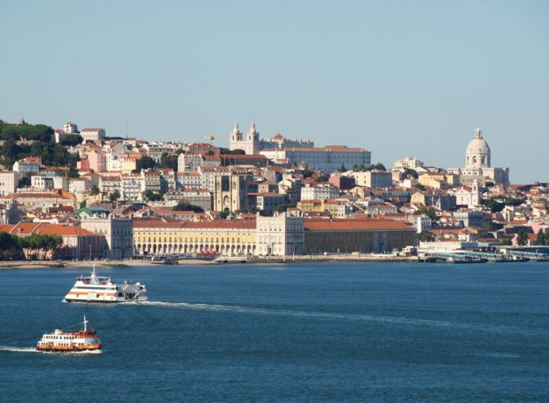 Lisbons South Side, River Tejo & 3-Hour Walking Tour - Logistics and Meeting Details