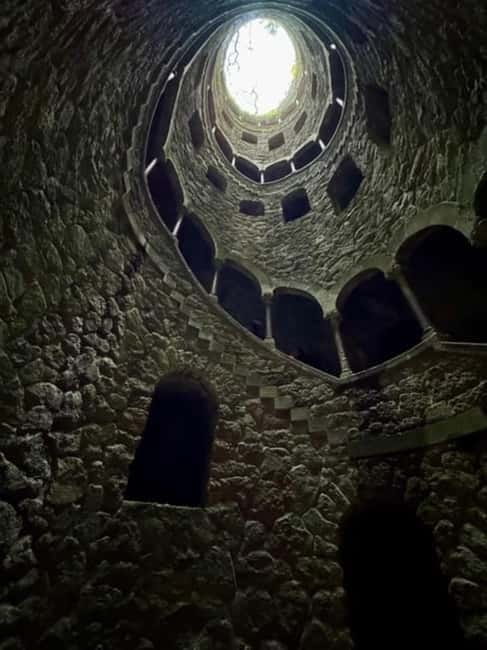 Lisbon:Sintra, Pena Palace, Moorish Castle, Qta De Regaleira - Key Points