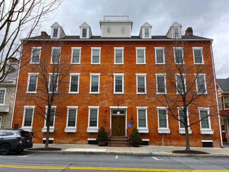Lititz, Pennsylvania: Walking Tour of Historic Structures - America’s First Commercial Pretzel Bakery and the Press of 1877