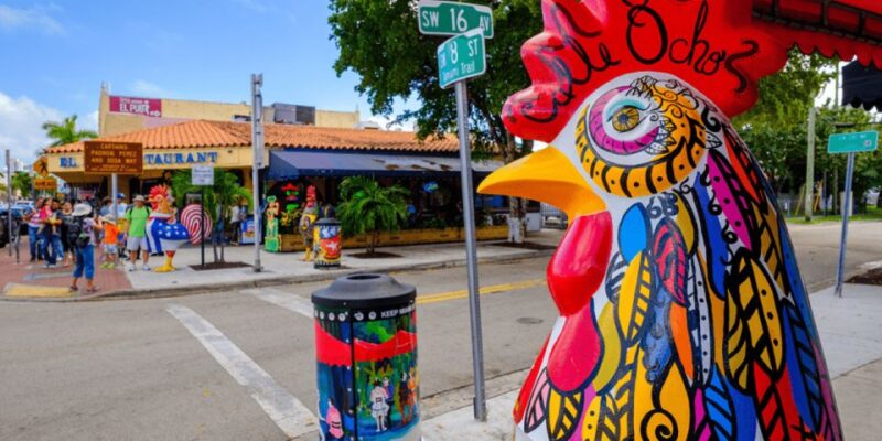 Little Havana Food Tour: A Taste of Cuba - Enjoy the Drinks and Lively Music Scene