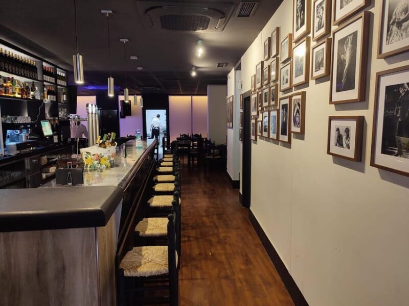 Live flamenco + tasting - How the Experience Stands Out in Córdoba