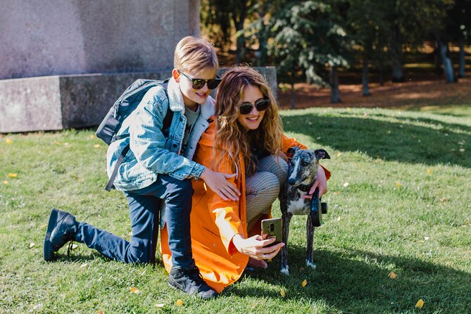 Live guide tour via WhatsApp - Vilnius Ghetto - Walking Through Vilnius Old Town