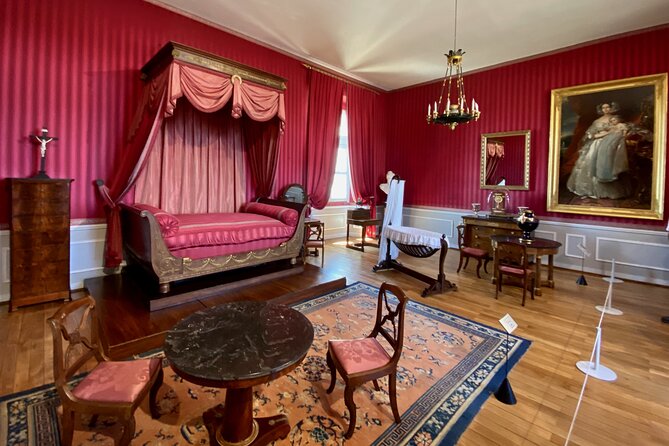 Live Guided Chenonceau, Chambord, Amboise Castles trip from Paris - Transition to Chambord: The Largest Castle in the Loire