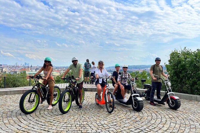Live-Guided e-Scooter Tour of the Old Town of Prague, 60 min - Exploring Kampa Island and the River Vltava